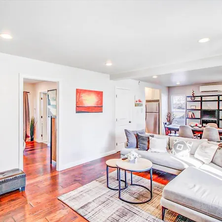 Charming 2Br-2Ba Home In The Heart Of La - Hud